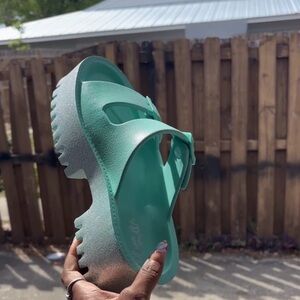 JUST IN TIME FOR SPRING‼️ 
Turquoise platform sandals!
